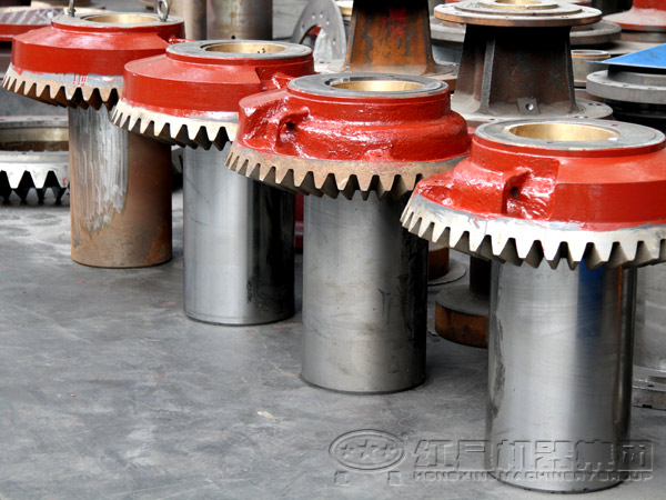 礦山設(shè)備零部件