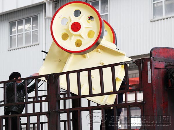 顎式破碎機(jī)