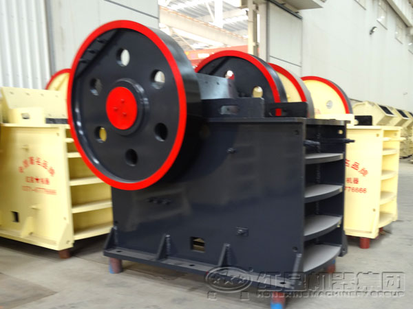 細(xì)碎顎式破碎機(jī)