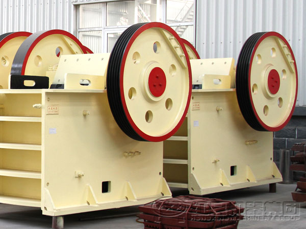 紅星牌顎式破碎機(jī)