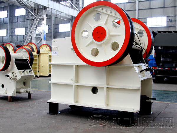 紅星顎式破碎機