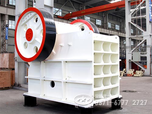 新型顎式破碎機(jī)