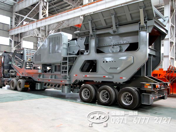 鄂式移動(dòng)破碎機(jī)