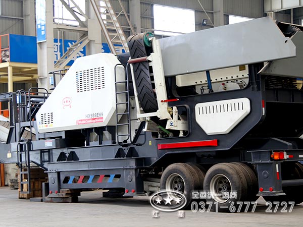 河南鄂式移動(dòng)破碎機(jī)價(jià)格