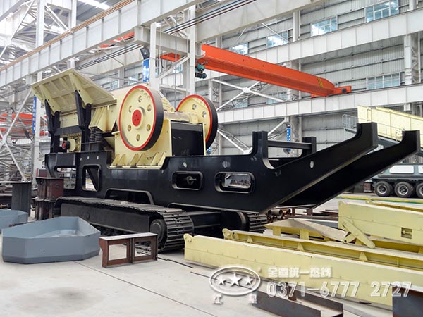 移動(dòng)顎式破碎機(jī)