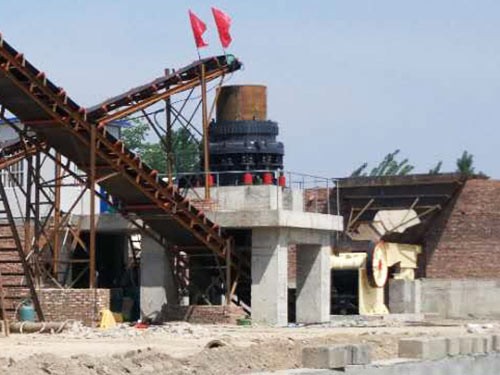 山西運(yùn)城顎式破碎機(jī)生產(chǎn)線案例現(xiàn)場(chǎng)