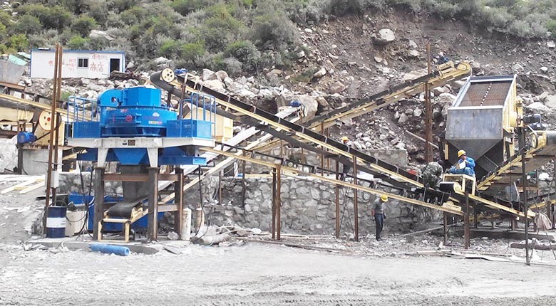 湖北花崗巖制砂生產線客戶現(xiàn)場
