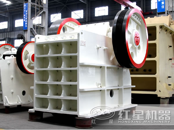 碎石設(shè)備顎式破碎機(jī)