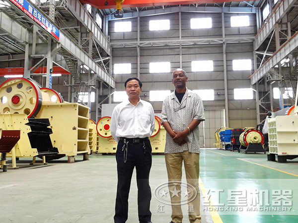 顎式破碎機(jī)生產(chǎn)廠家 顎式破碎機(jī)生產(chǎn)廠家