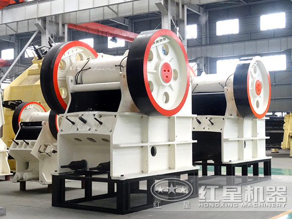 高品質(zhì)顎式破碎機(jī)