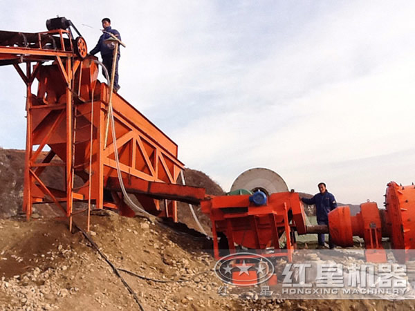 鐵礦石磁選生產(chǎn)線安裝現(xiàn)場 鐵礦石磁選生產(chǎn)線安裝現(xiàn)場