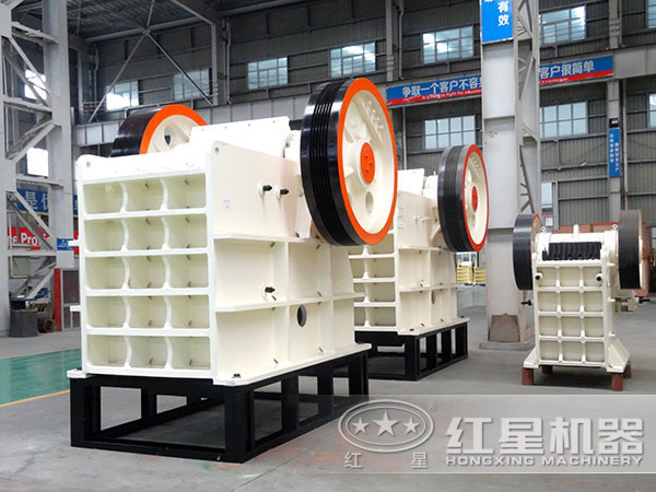 德版顎式破碎機(jī) 德版顎式破碎機(jī)