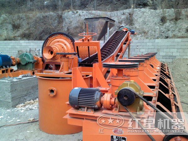 螺旋分級(jí)機(jī)與球磨機(jī)形成閉路循環(huán) 螺旋分級(jí)機(jī)與球磨機(jī)形成閉路循環(huán)