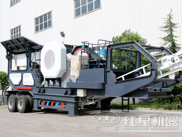 鄂破移動(dòng)破碎機(jī)展示