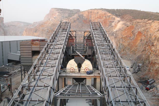 重錘破生產(chǎn)現(xiàn)場圖 重錘破生產(chǎn)現(xiàn)場圖