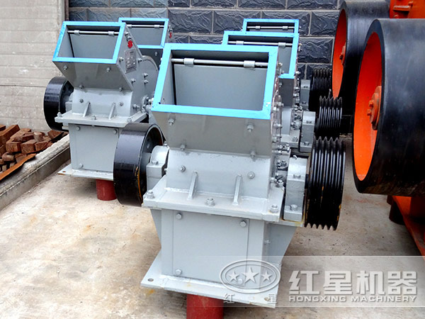 小型錘式破碎機(jī) 小型錘式破碎機(jī)