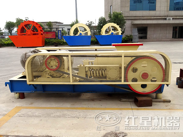 齒輥式破碎機(jī)設(shè)備