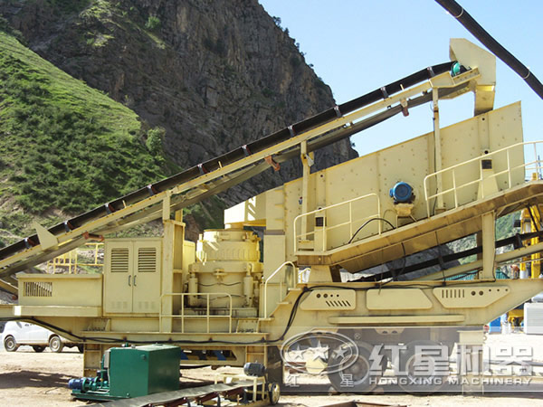 車載移動碎石機(jī)系列之移動圓錐破碎機(jī)