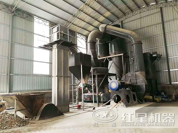 整套的煤炭磨粉生產(chǎn)線結(jié)構(gòu)非常緊湊、占地面積小