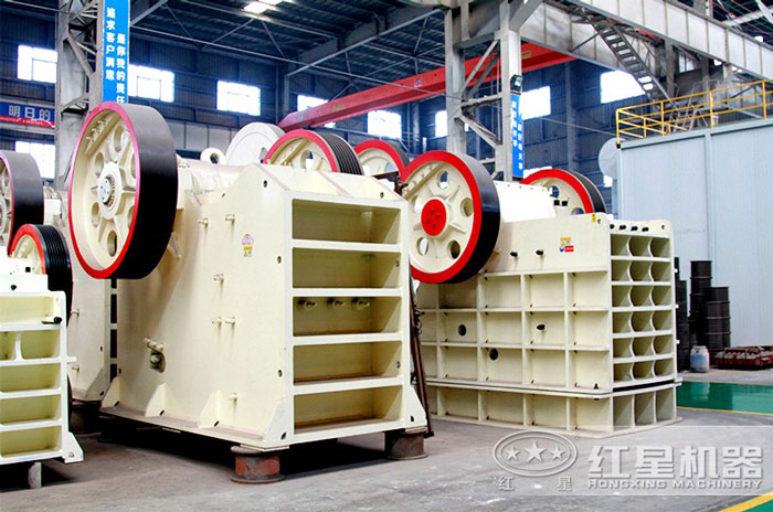 小型鄂式碎石機設備