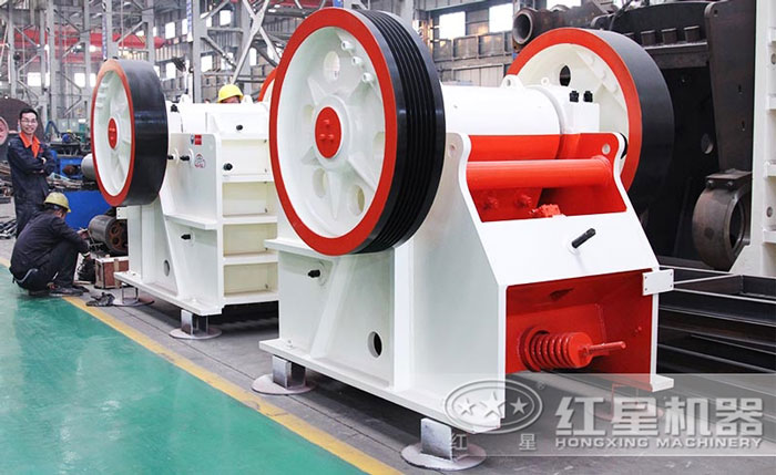 HD德版鄂式碎石機(jī)