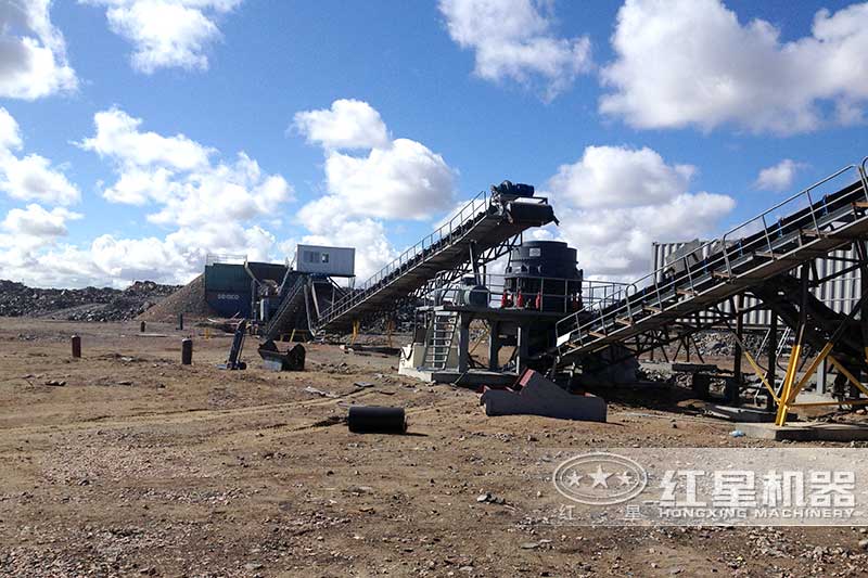 碎石生產(chǎn)線現(xiàn)場(chǎng) 碎石生產(chǎn)線現(xiàn)場(chǎng)