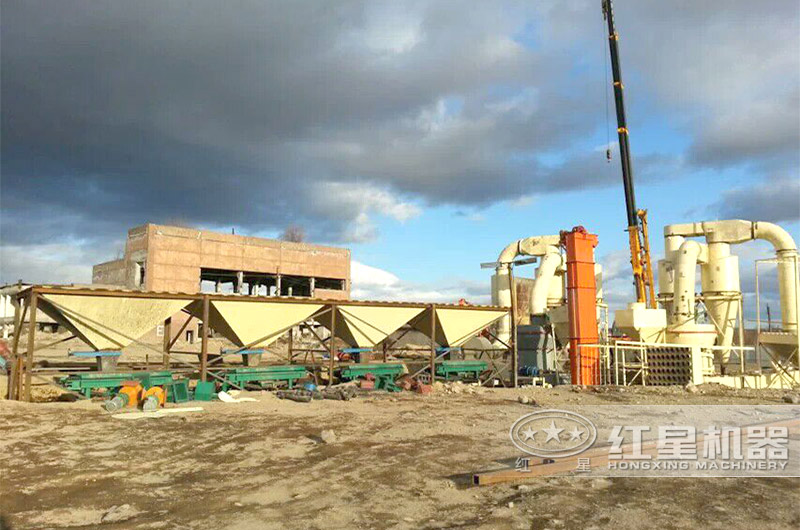 磨粉現(xiàn)場(chǎng)三 磨粉現(xiàn)場(chǎng)三