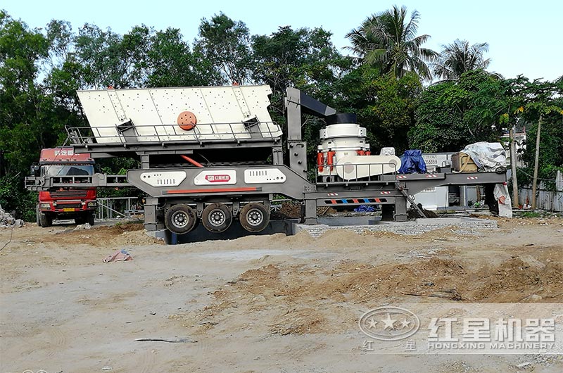 移動(dòng)hp500多缸圓錐破現(xiàn)場二 移動(dòng)hp500多缸圓錐破現(xiàn)場二