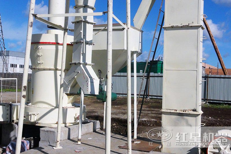 磨粉機現(xiàn)場