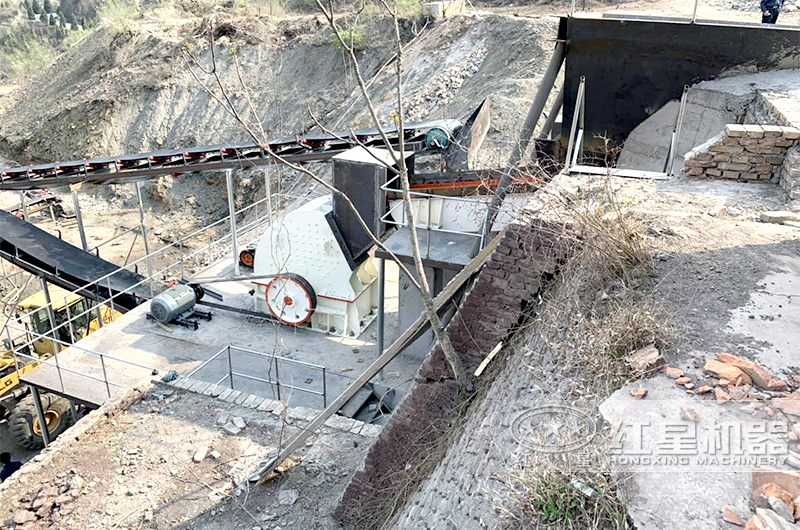 重錘破碎機(jī)現(xiàn)場